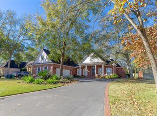 150 Lake View Cir, Montgomery, TX 77356