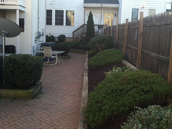 2nd image of 806 Norton St