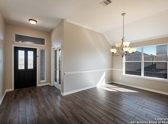 2nd image of 25811 Santolina