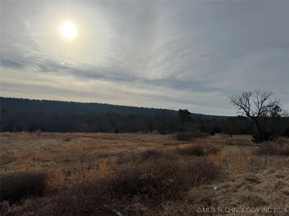 1 N Turkey Creek Rd, Red Oak, OK 74563