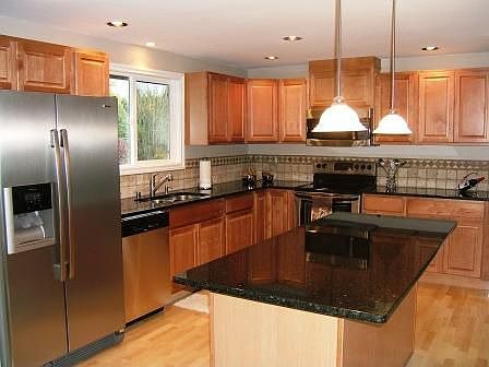 New Granite & Stainless Kitchen