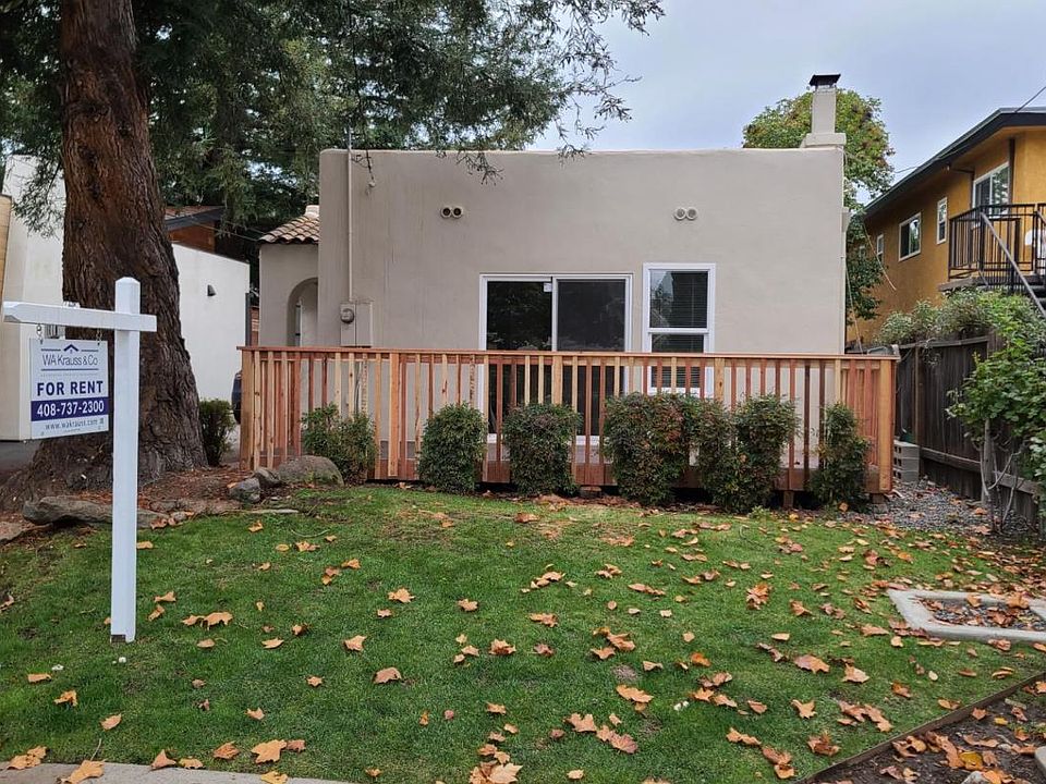 1st image of 720 College Ave