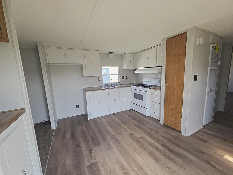 2524 Commonwealth Dr #39 — Photo 4