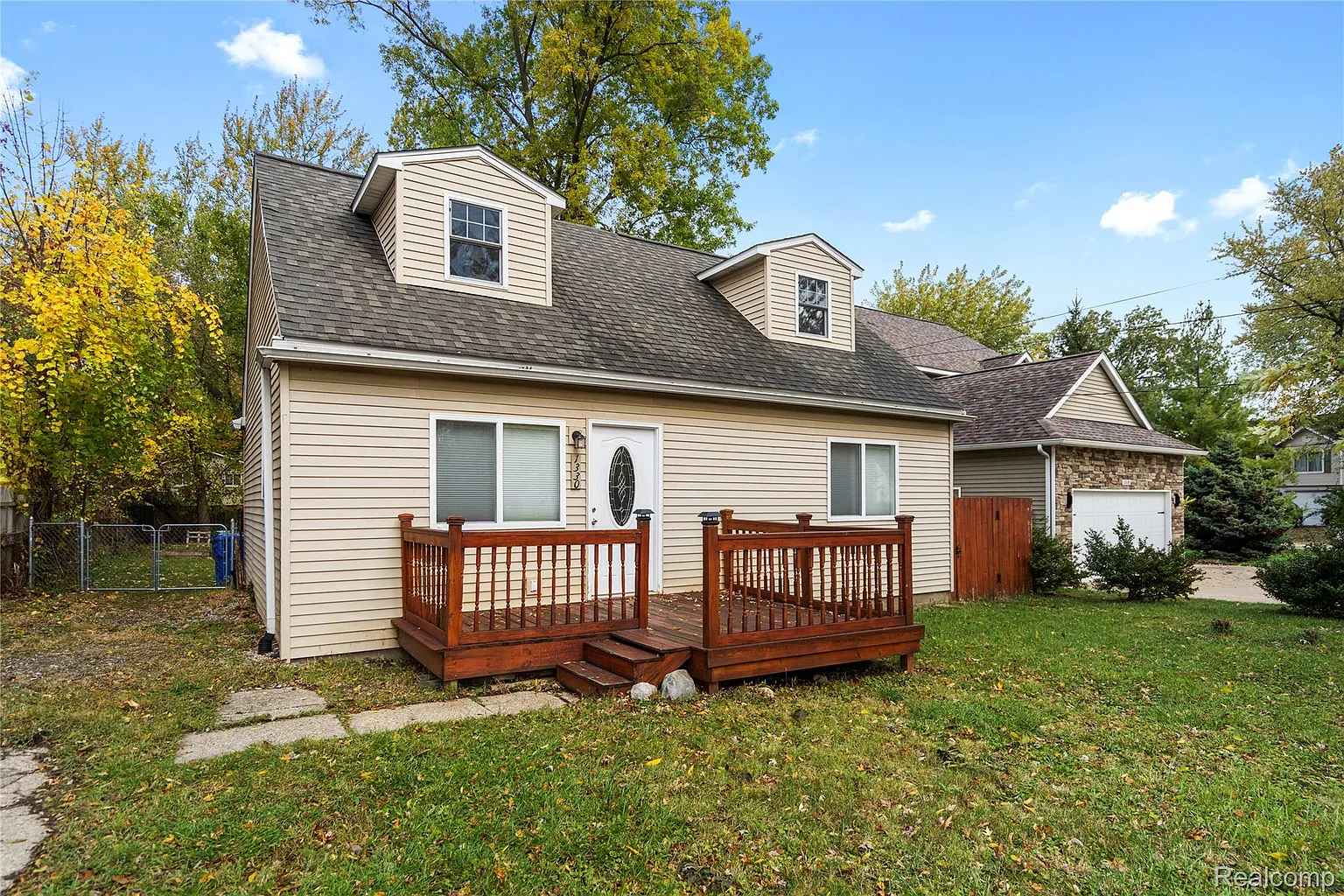 1330 Bamford Dr photo 1