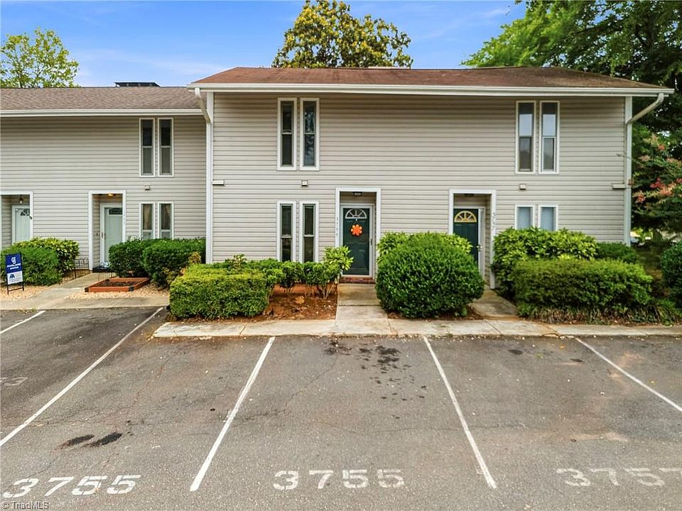 1st image of 3755 Heathrow Dr