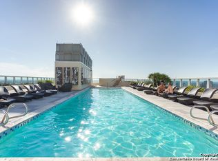 600 E Market St, San antonio, TX 78205