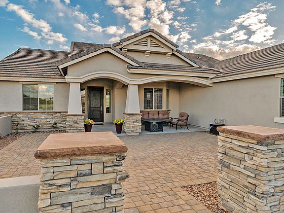 2nd image of 28044 N Quintana Pl
