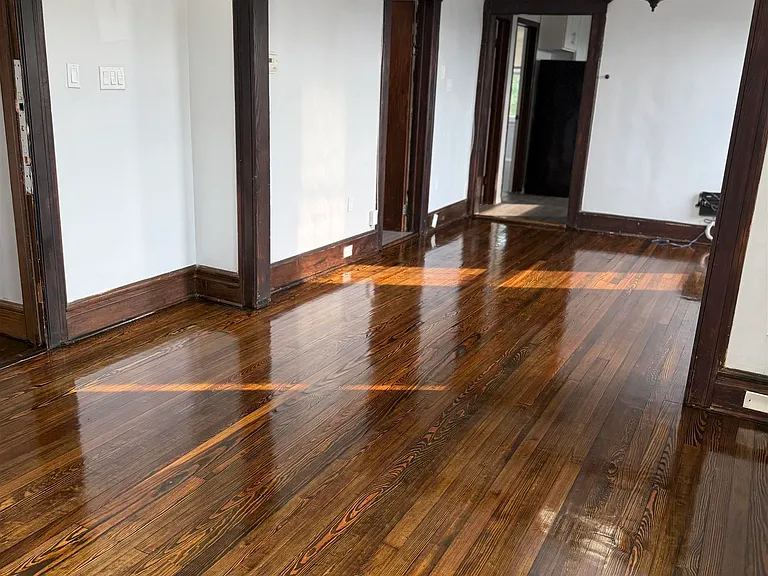 30 Magnolia Ave #2 — Photo 2