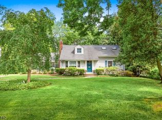 957 Willow Grove Rd, Westfield, NJ 07090