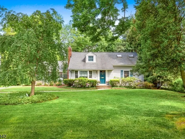 957 Willow Grove Rd, Westfield Town, NJ 07090