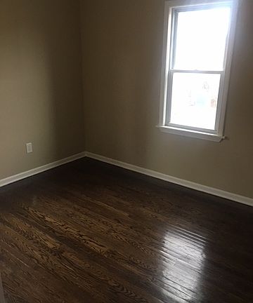 5th image of 1235 W 123rd St