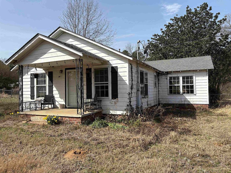 1st image of 240 Berea 4