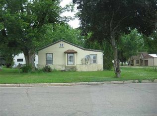 221 E Ashmore Ave, Montevideo, MN 56265