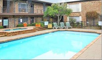 1st image of 3015 Greenridge Dr APT 80