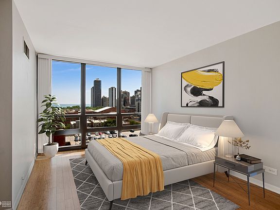 5th image of 1636 N Wells St APT 1109