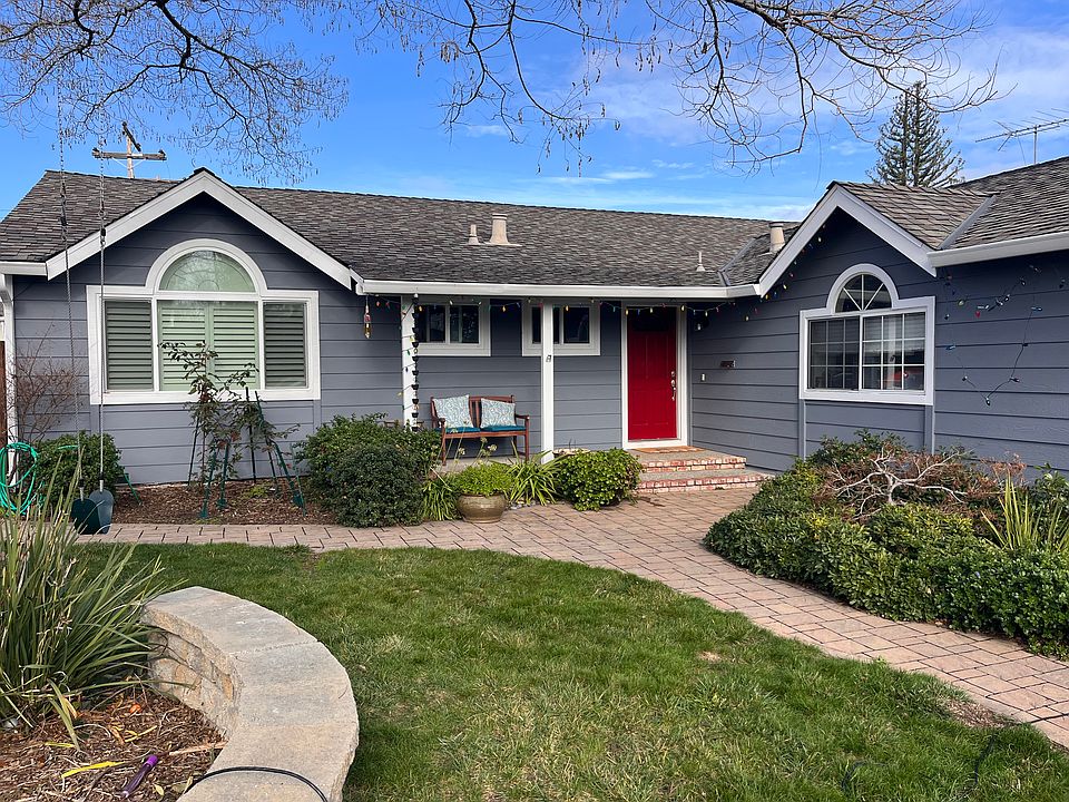 1st image of 3315 Lindenoaks Dr