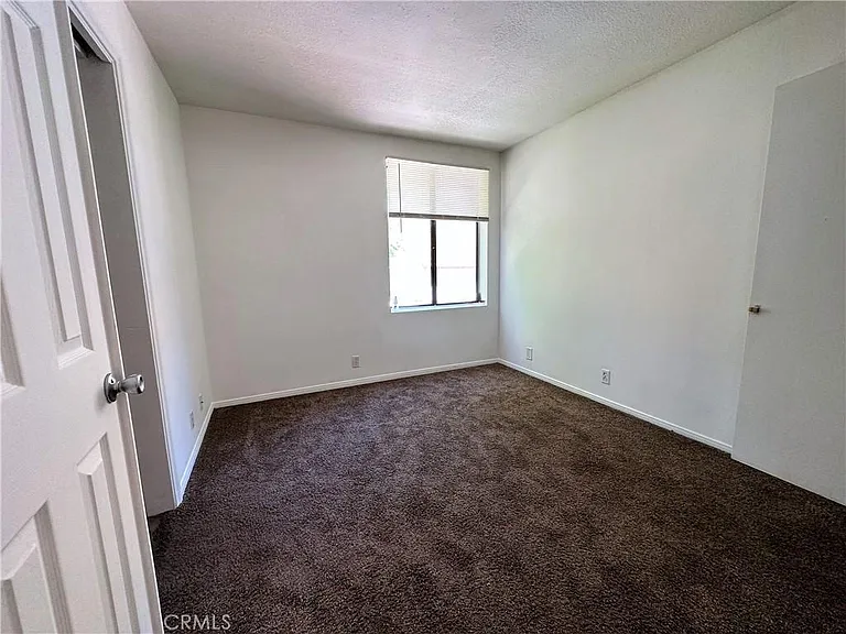 1400 W Edgehill Rd — Photo 12