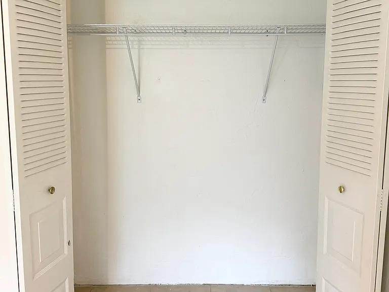 821 NW 13th St #9 — Photo 18