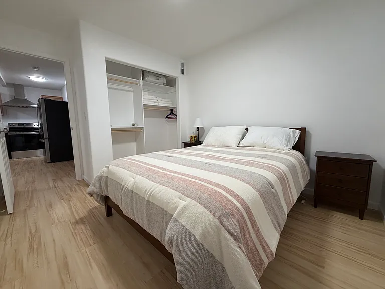 4607 SE Naef Rd — Photo 5