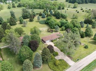 12372 Hamann Rd, Green Valley, IL 61534