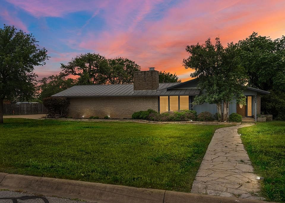 1st image of 1009 Morningside Dr