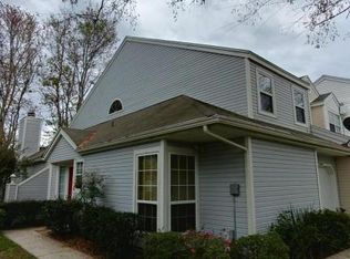 8585 Sturbridge Cir E, Jacksonville, FL 32244