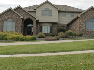 1010 Darrus Dr, Norfolk, NE 68701