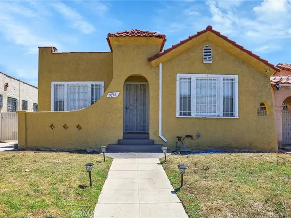 1054 W 81st Pl, Los Angeles, CA 90044