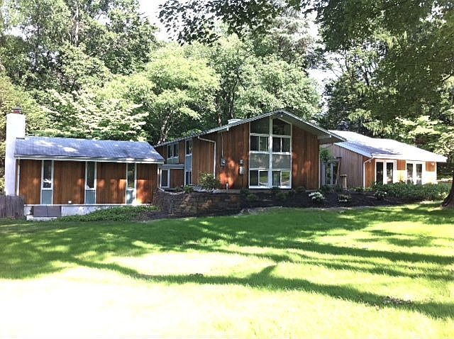 2nd image of 1135 Seaton Ross Rd
