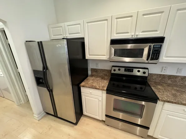 1462 SW Apache Avenue, Port St Lucie, FL 34953