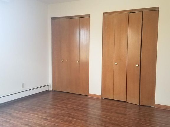 5th image of 2408 Eastmoreland Ave APT 2C