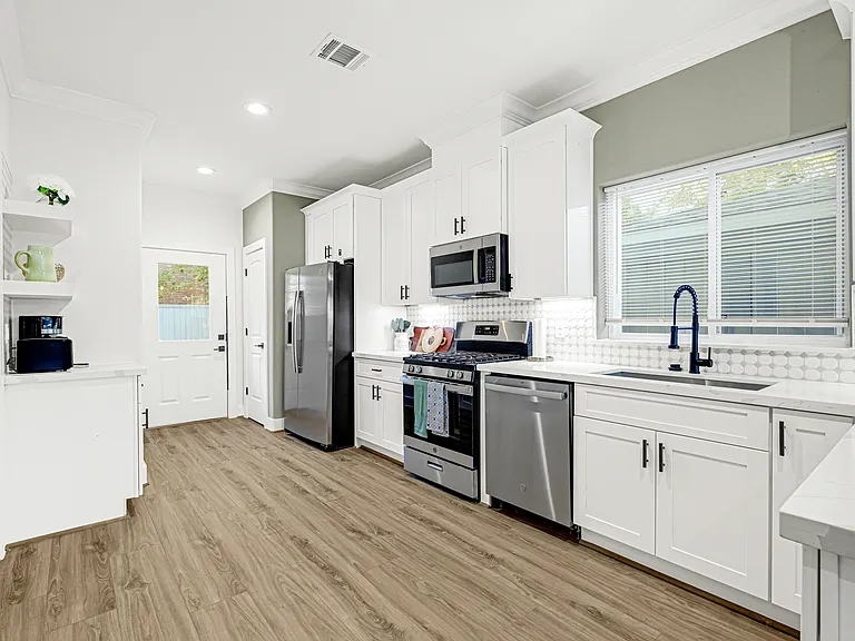 3833 Seabrook St #B — Photo 22