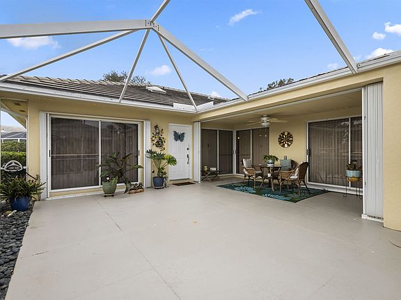 4th image of 1257 NW Sun Terrace Cir APT B