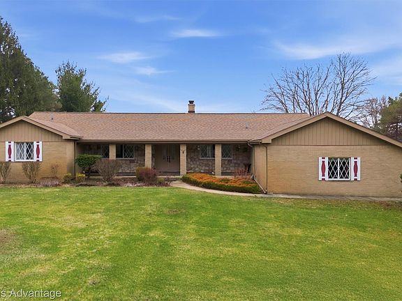 3rd image of 7670 Seven Mile Rd