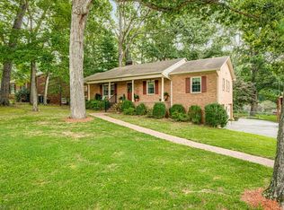 1739 Lewisville Vienna Rd, Pfafftown, NC 27040