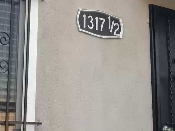 2nd image of 1317 W 92nd St