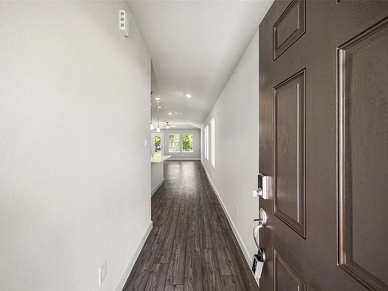 7002 Lauren Oak Dr — Photo 5