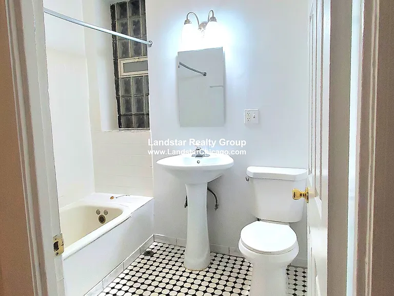 1366 W Estes Ave #2S — Photo 15