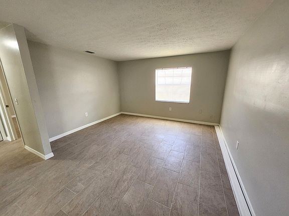 5th image of 2118 W Comanche Ave APT C