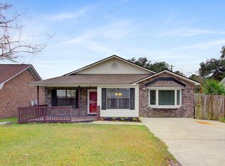 1013 T J Ln, Summerville, SC 29486