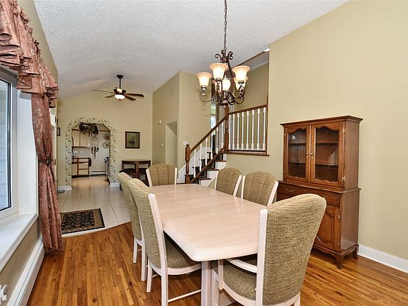 4th image of 5 Lori Ct