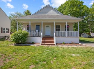 28 Ruby Ln, Portland, ME 04103