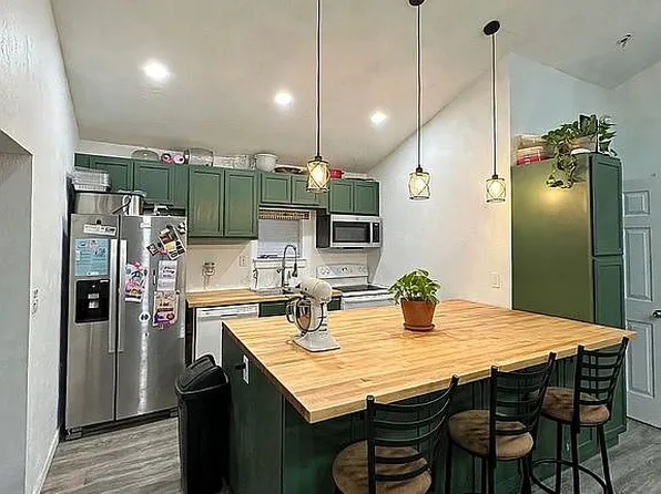 826 Burton Ave, Burley, ID 83318