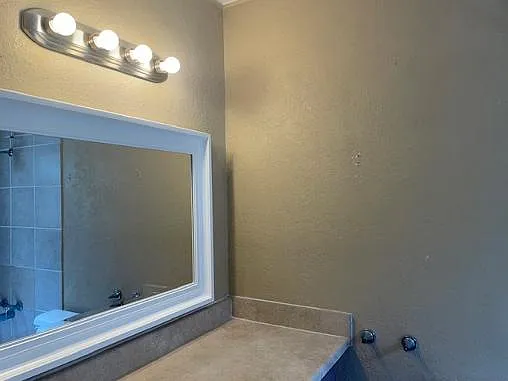 7665 Chelsea Pl — Photo 9
