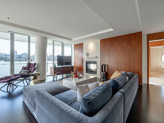 4th image of 1560 Homer Mews #306