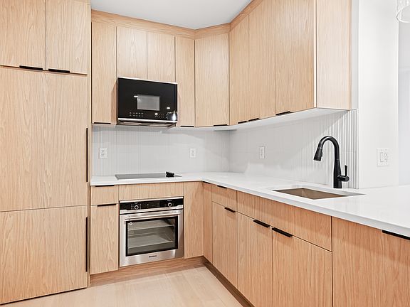 3rd image of 704 8th Ave APT 3C