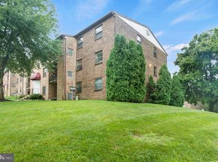1708 Valley Dr, West Chester, PA 19382