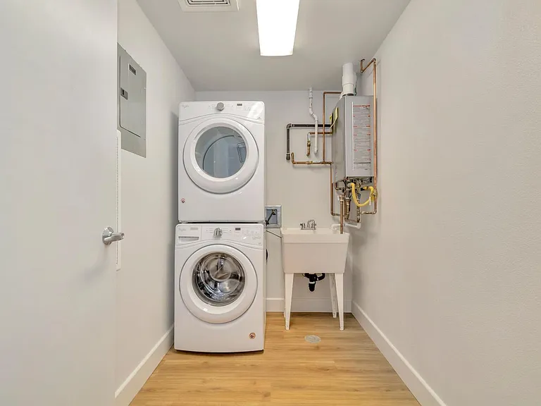 Laundry with Deep Sink