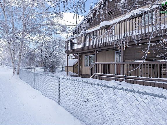 2nd image of 869 6th Ave