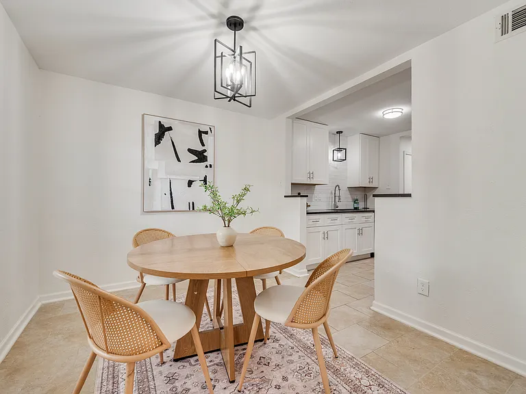7492 E Northwest Hwy #143 — Photo 5
